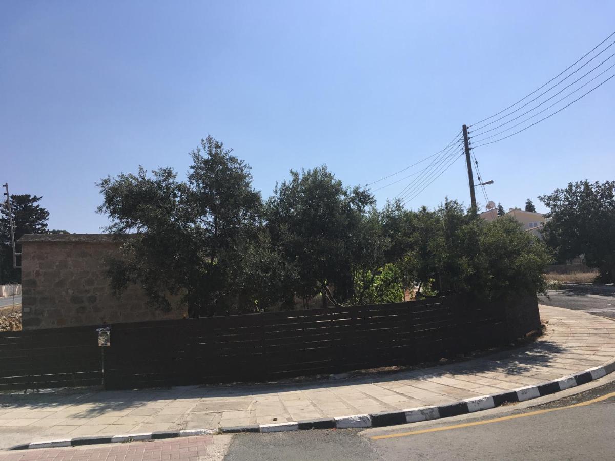 Friendly Villagehouse Paphos Exterior photo